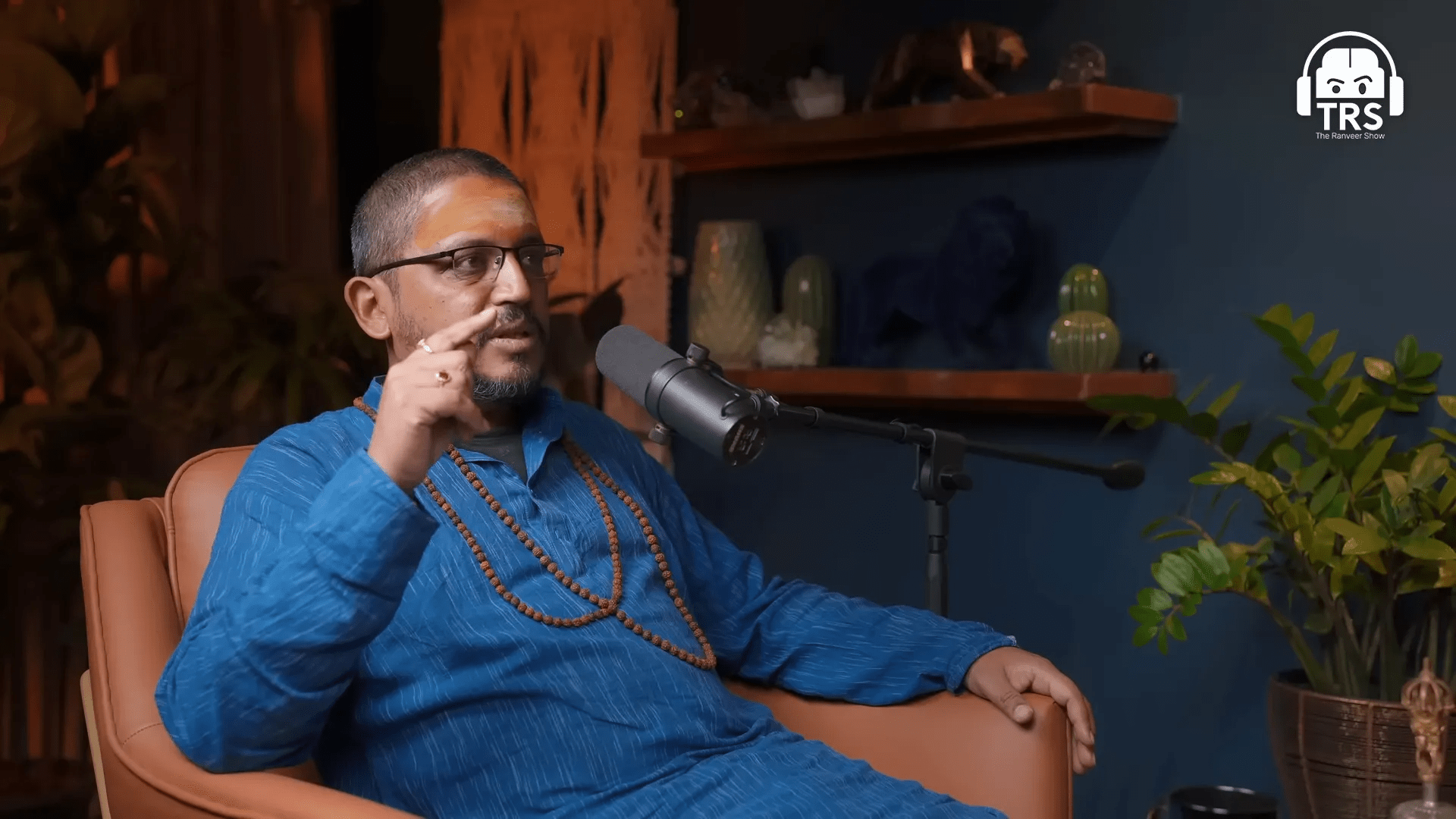 Kalbhairav tapınağında sunulan yiyecekler